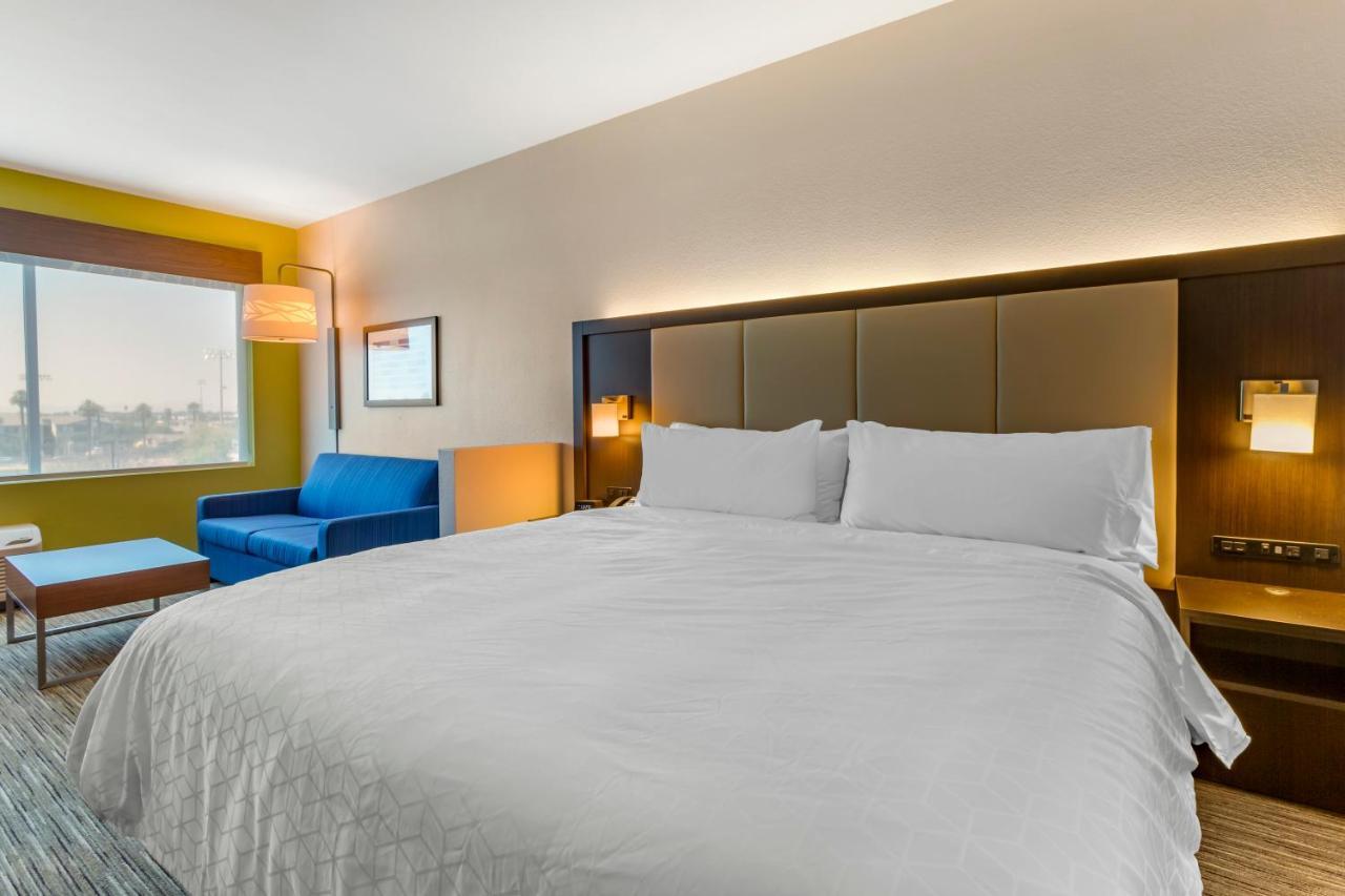 Holiday Inn Express & Suites - Phoenix Dwtn - State Capitol By Ihg Kültér fotó