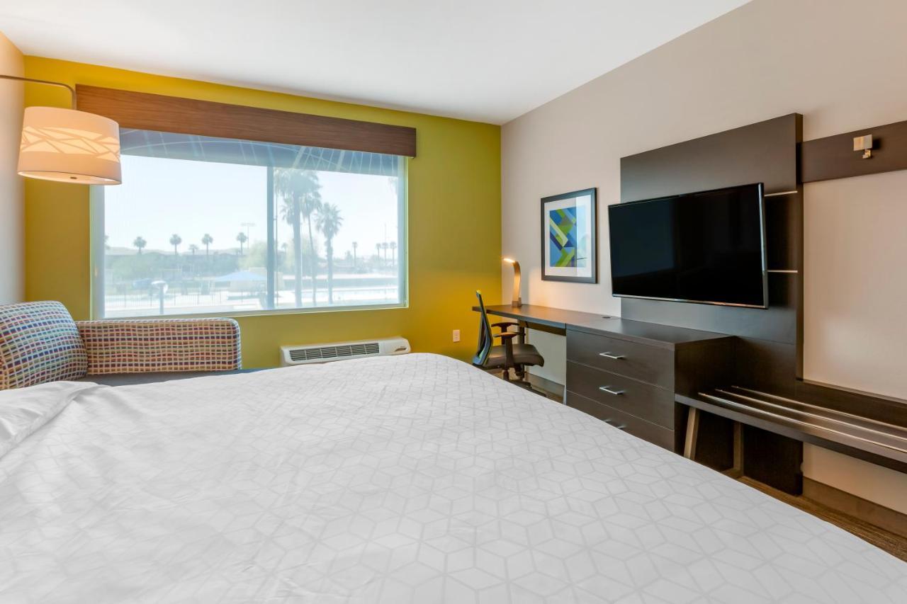 Holiday Inn Express & Suites - Phoenix Dwtn - State Capitol By Ihg Kültér fotó