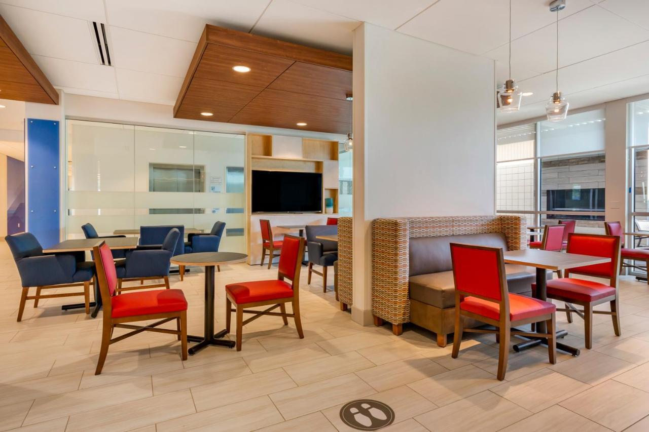 Holiday Inn Express & Suites - Phoenix Dwtn - State Capitol By Ihg Kültér fotó